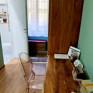 2 Via Fabio Mangone Milaan