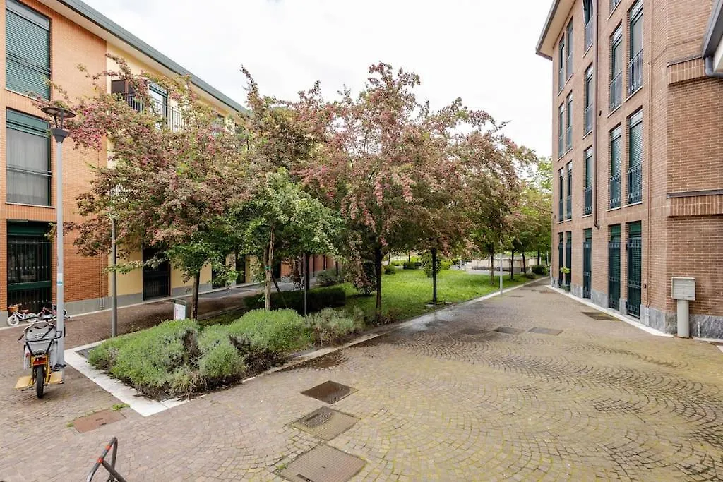 Urban House - Exclusive Park House Navigli Milan Center Apartment